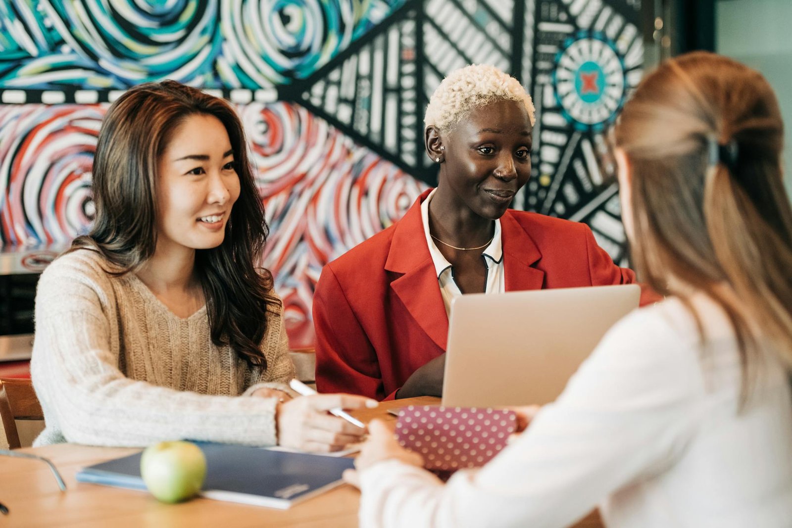 The Growth and Outward Mindsets: Keys to Successful Networking